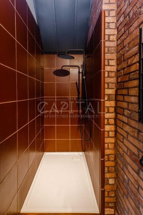 Продаж 2-поверхового будинку 200м2, с. Лебедівка, КМ Riviera Village