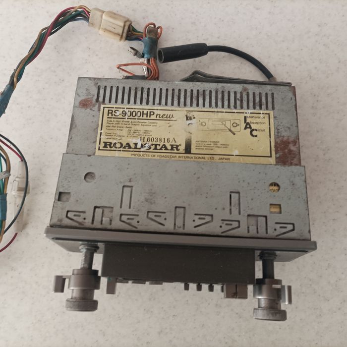 Магнітола . Японія.