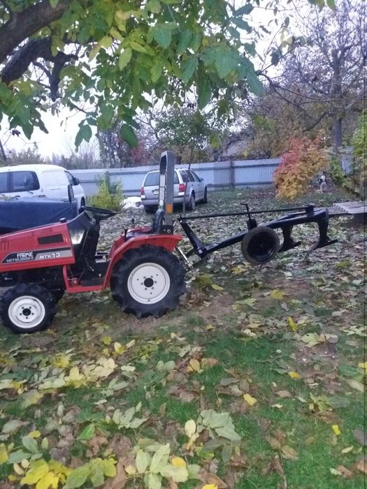 Плуг до мінітрактора