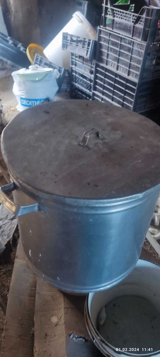 Ємність з нержавіючої сталі б/в