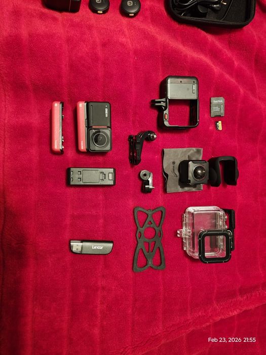 Insta360 One RS Twin Edition + Muitos Acessórios