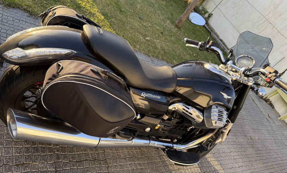 Moto Guzzi California 1400 Custom Troco
