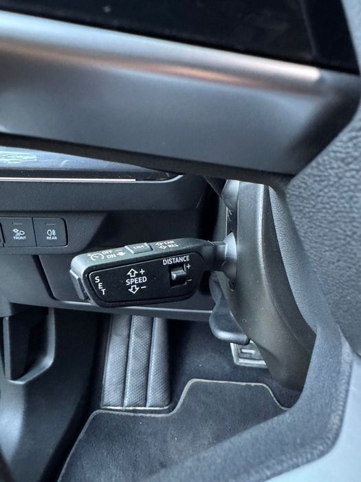 Авто Audi q4 sportback e-tron