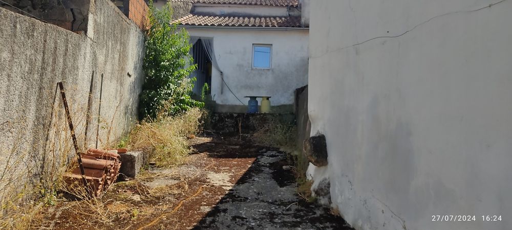 Casa rústica em aldeia