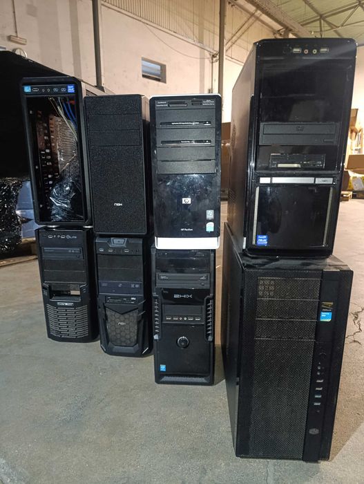 Caixas/Torres de PCs pra desocupar