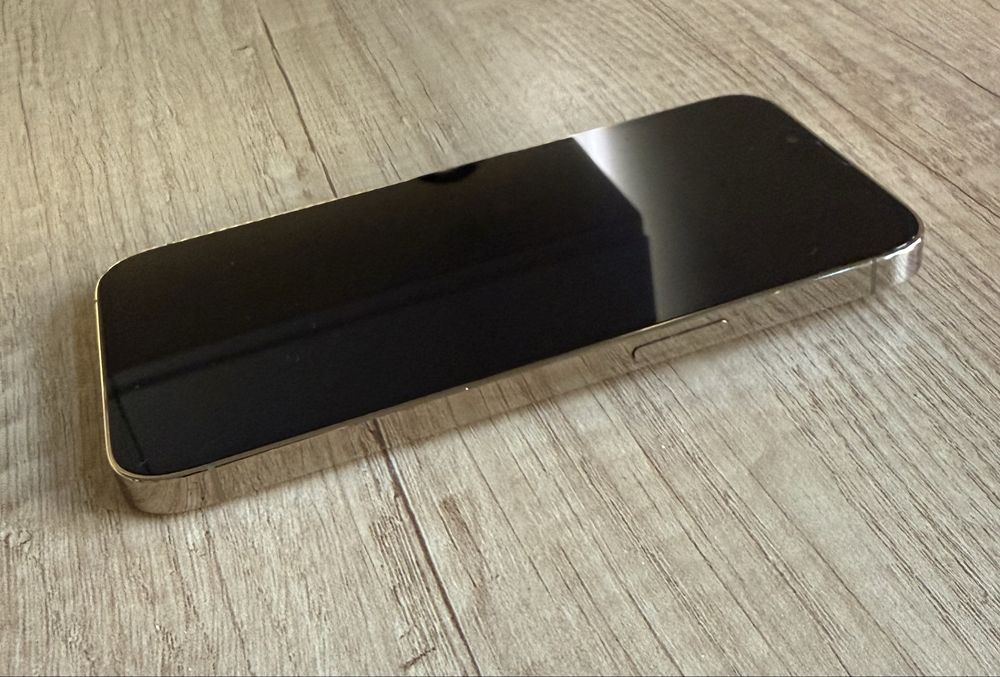 Iphone 13 Pro Gold