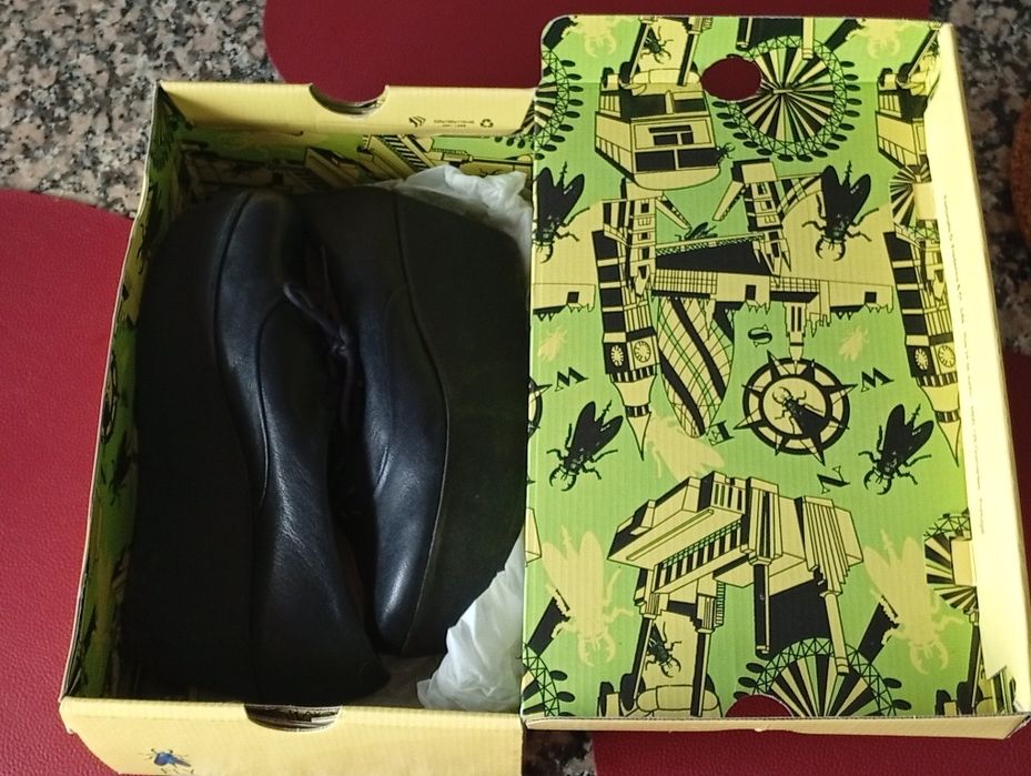 Sapatos senhora  Fly London 38