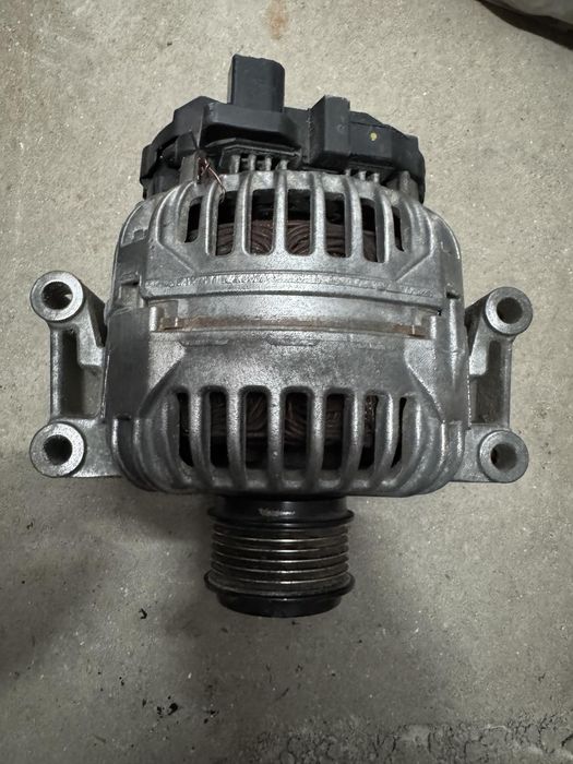 Генератор Audi a4 a5 q5 1.8 2.0 Tfsi