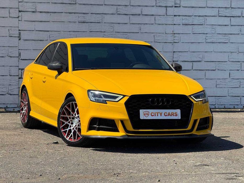 Audi S3 (офіційна)