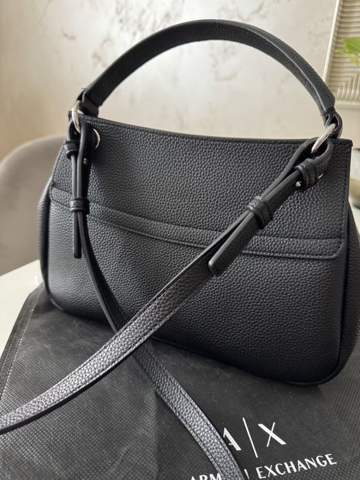 Нова! Сумочка Armani Exchange
