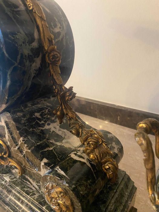 Zegar kominkowy brąz Francja XIX W