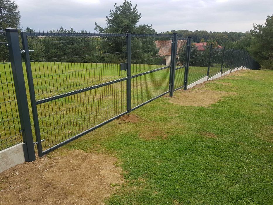 Ogrodzenia betonowe, ogrodzenia panelowe, podmurówka betonowa
