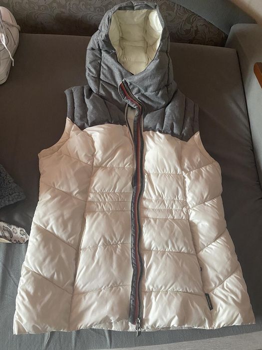 Продам жилетку аутлет