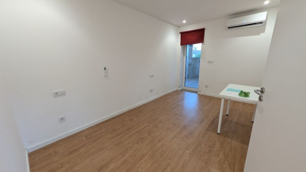 Casa Geminada T2 oportunidade de arrendamento em Arentim (Braga).
