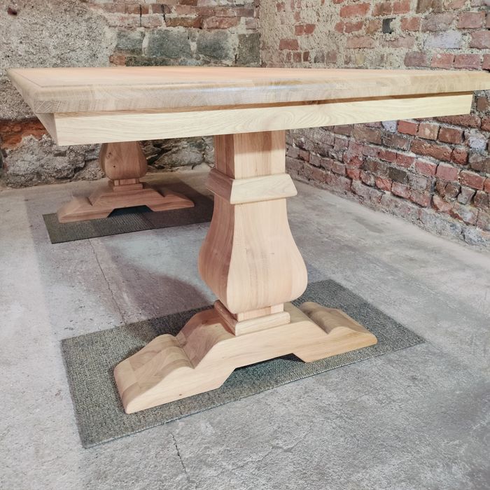 Stół dębowy klasztorny model Baron