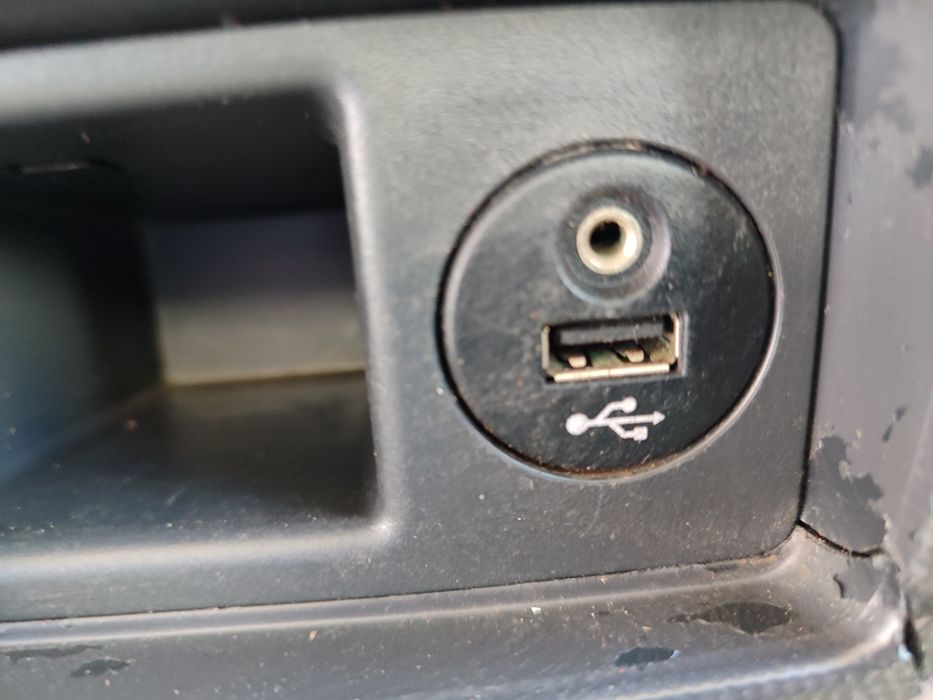 Nissan Cabstar NT400 Tribasculante