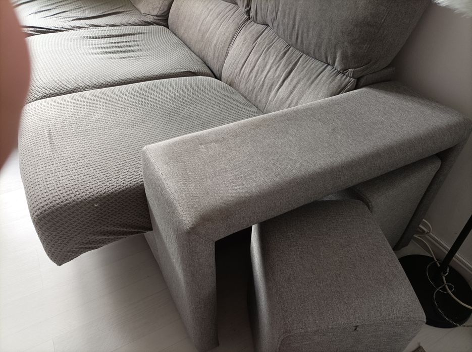 Sofá 3 lugares com chaise longue com arrumação