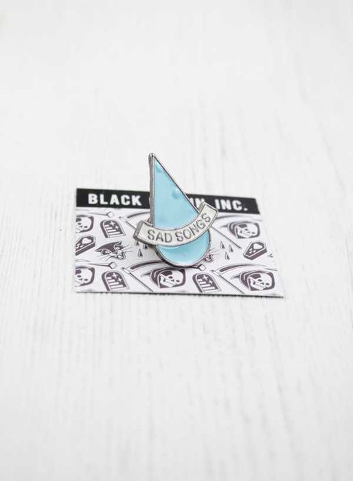 pin SAD SONGS przypinka metalowa goth gothic witch soft grunge BC05