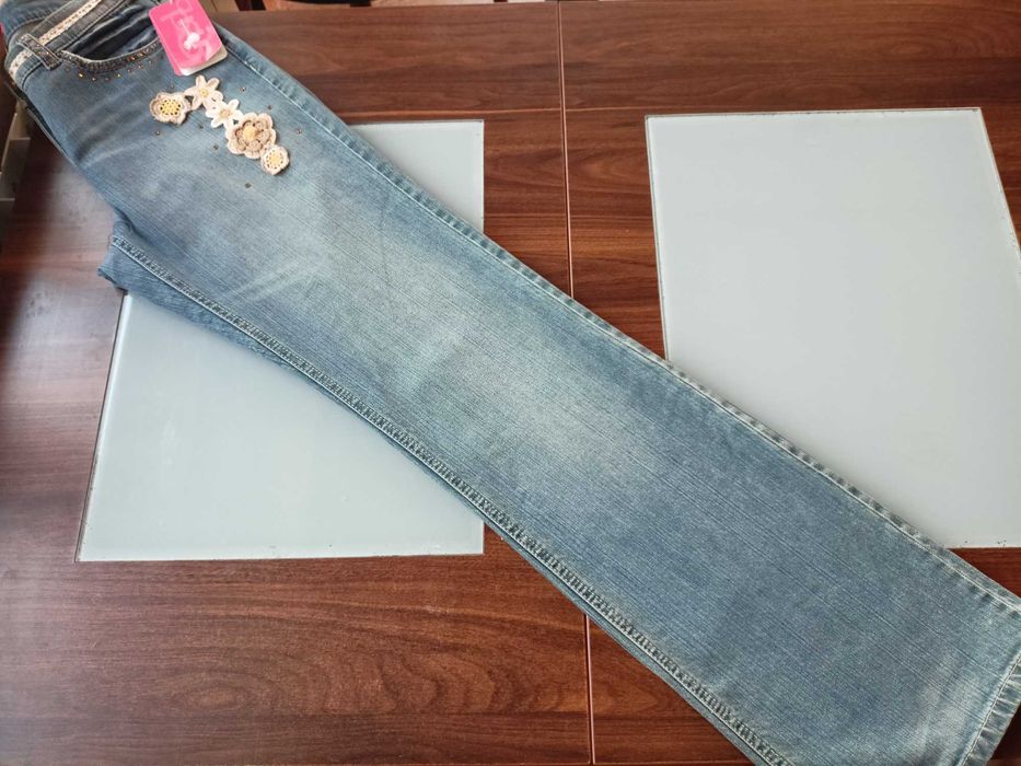 ESCADA cudowne jeansowe dzwony 36 NOWE
