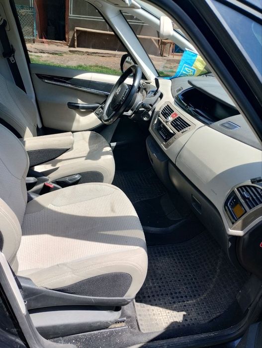 Citroen C4 grand picasso 7 місць . Дизель . 2011р