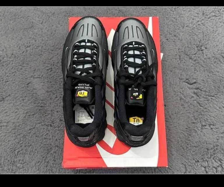 Buty Nike TN Plus3 R.42