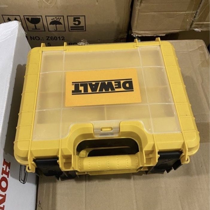 Шуруповерт DeWalt DCD680 12v 2Ah