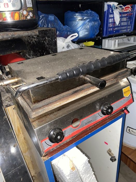 Газовий прижимний гриль Remta