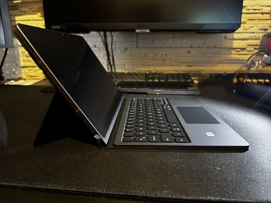 OKAZJA !!! Samsung galaxy tab s9 fe 6/128 + klawiatura oryginalna