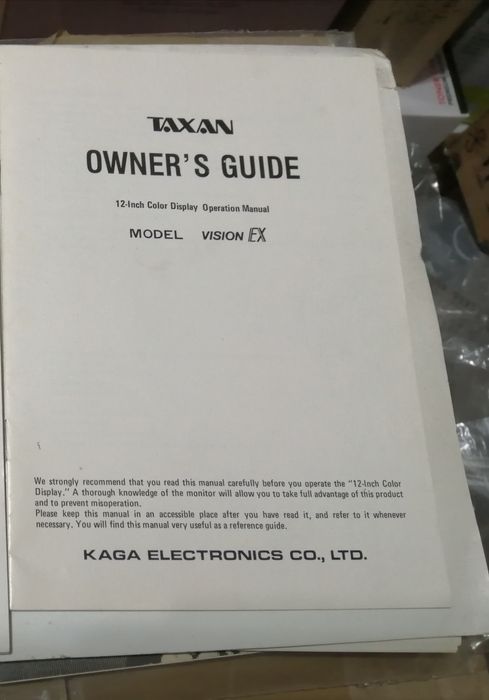 Monitor Taxan a cores para retro gaming