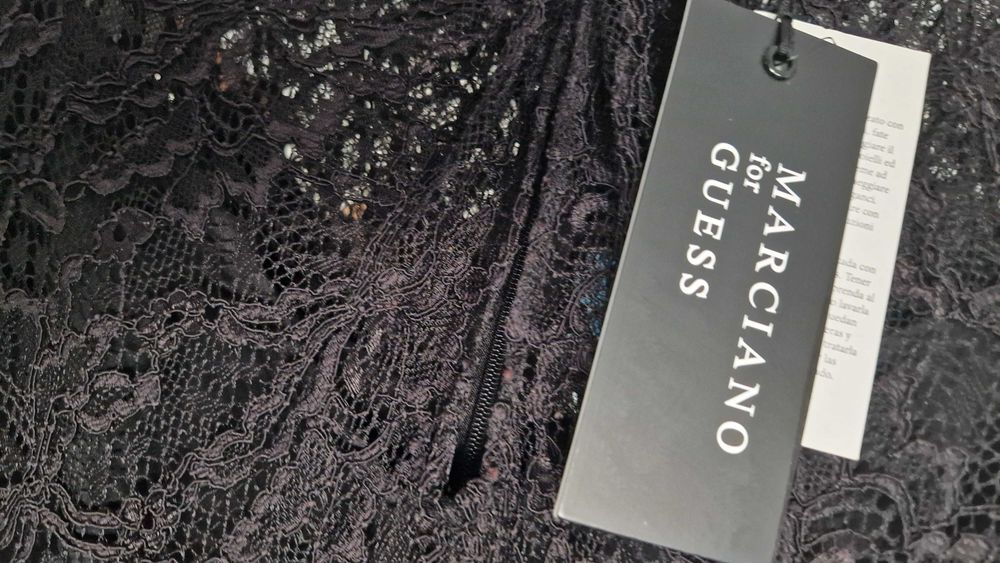 Sukienka wieczorowa Guess