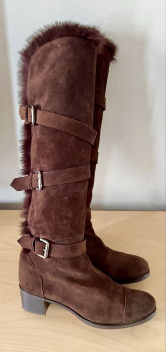Botas em pele castanha da Caramelo