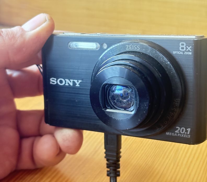 Фотоапарат Sony dsc w-830