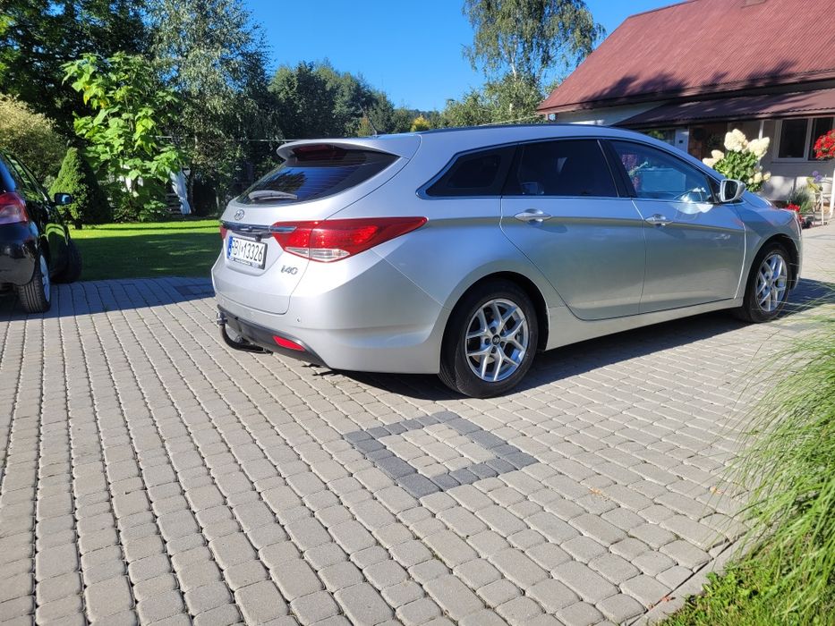 Hyundai i40. 1.6