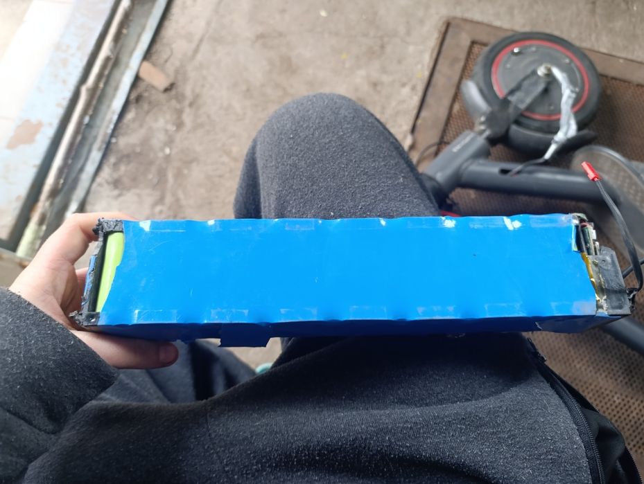 Без гарантії не має