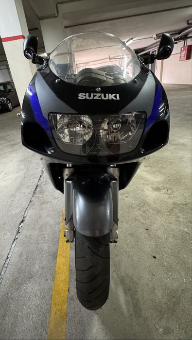 Mota Suzuki GSX-R 600 de 1997