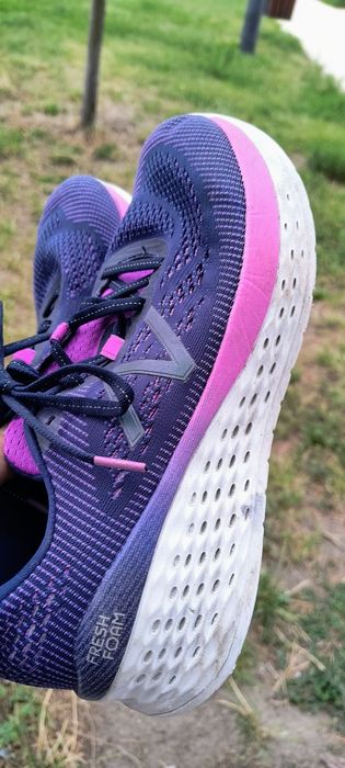New Balance fresh foam r.40/25.5