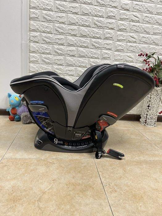 Автокрісло Chicco Nextfit Zip Max Група 0+/1/2 (0-30кг) чико