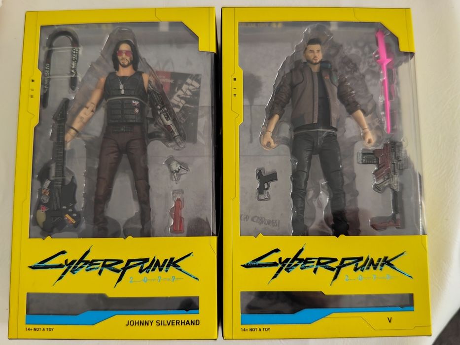 Figuras novas seladas cyberpunk 2077