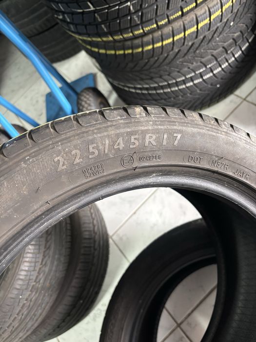 pneu 225/45/R17 DUNLOP