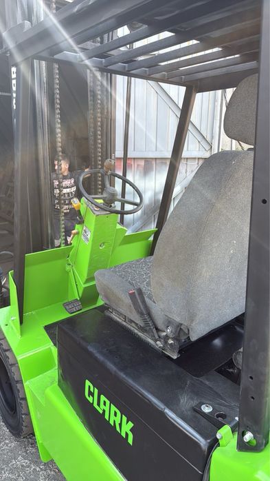 Продаю навантажувач Clark DPM 30 N 3 т