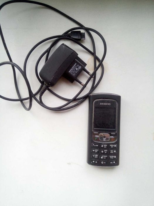 Телефон мобильный Сименс Siemens Benq A31 цветной