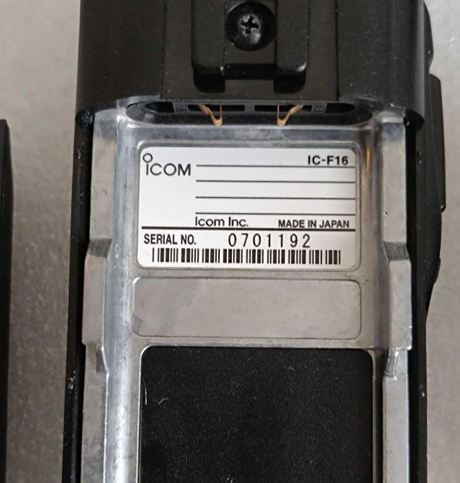 Радиостанция, рация Icom IC-F16 VHF, IC-F26 UHF. В комплекте 2 аккума.