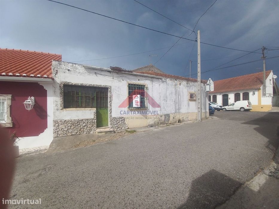 Moradia T2 Venda em Almoster,Santarém
