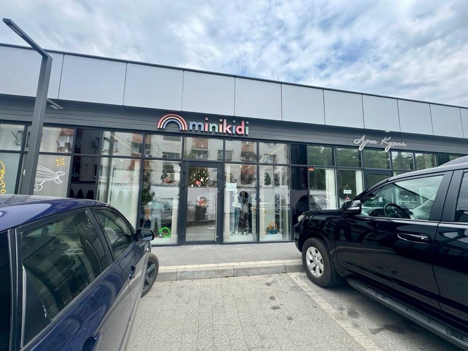 Фасад/Продаж комерційного приміщення/Загорська