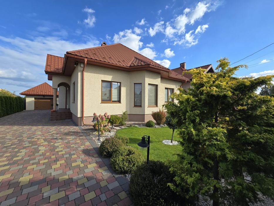 Продаж чудового одноповерхового будинку в передмісті Ужгорода с Холмок