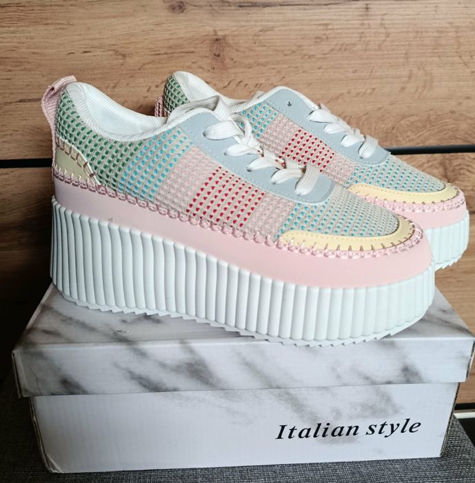 Buty damskie kolorowe