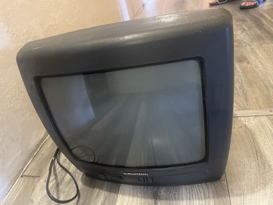 Телевизор Grundig