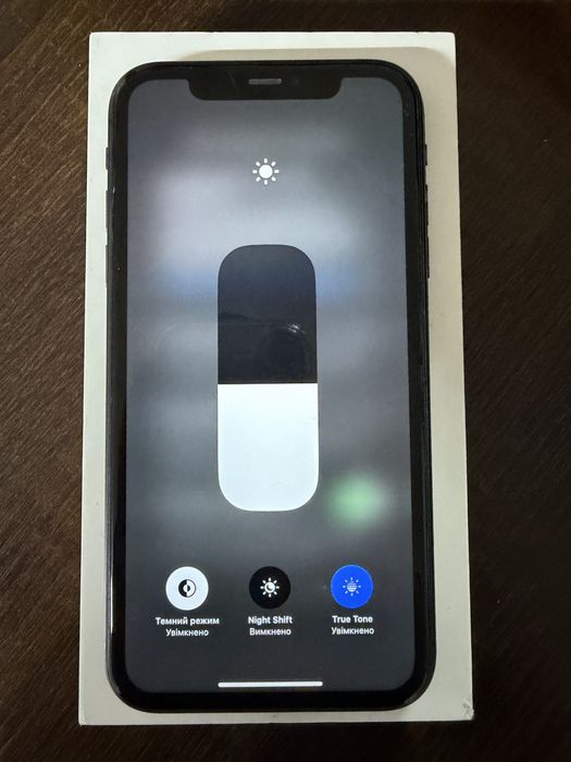 Iphone 11 64 gb ( Neverlock , Black )