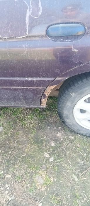 Продам автомобіль Форд ескорт 1.8тді 1996 рік