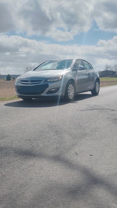 Opel astra J 1.7cdti